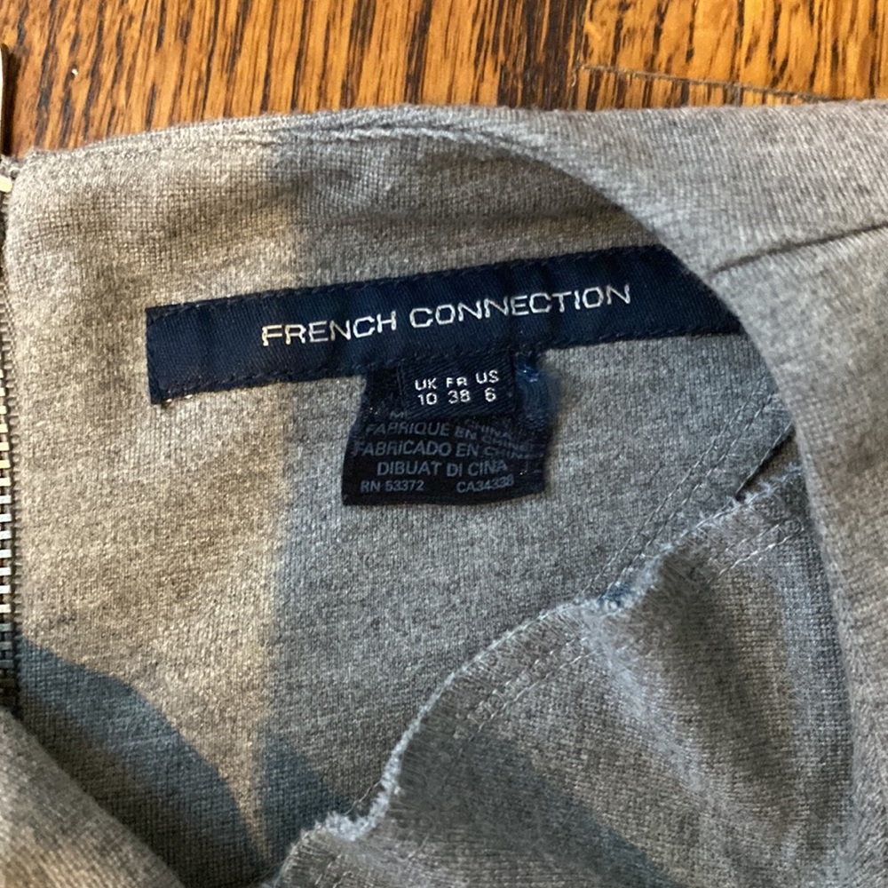 2 work dresses - Picture 2 of 3